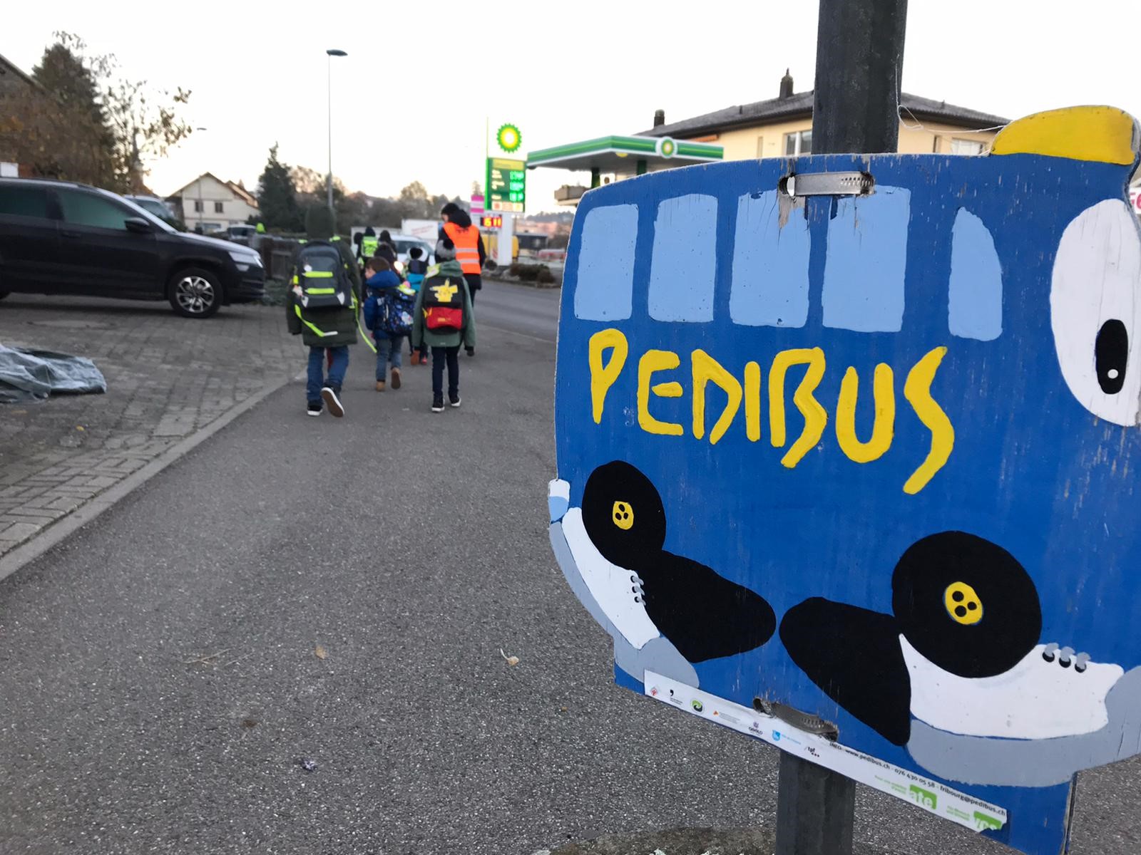 La ligne Pedibus à la route du Marchet à Neyruz!