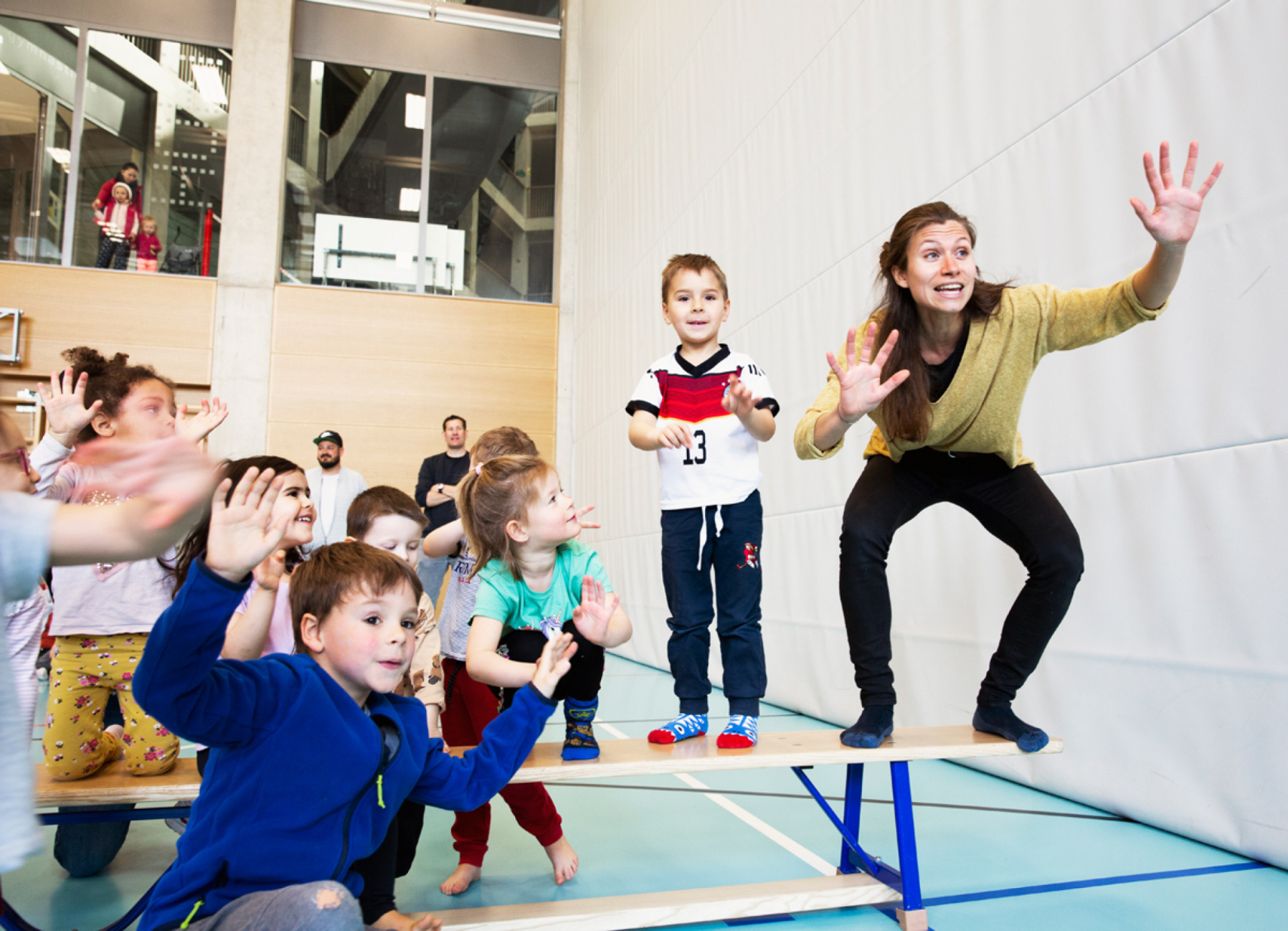 Pedibus et MiniMove: unis pour bouger ensemble et se sentir en forme!