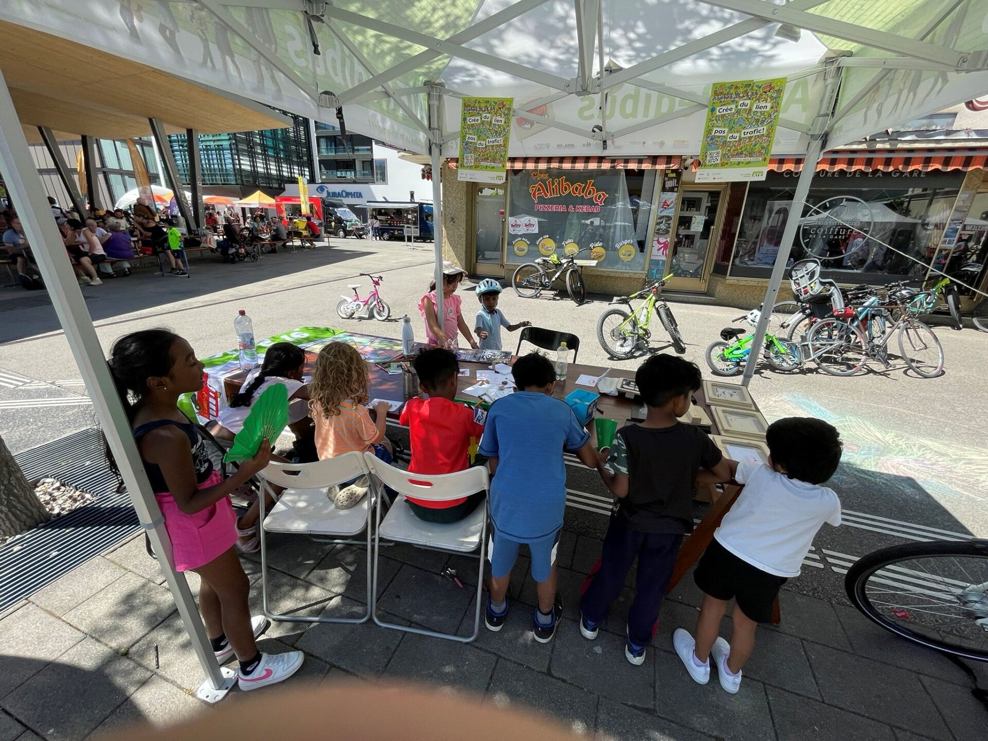Le Pedibus au slowUp: une halte rafraîchissante et créative