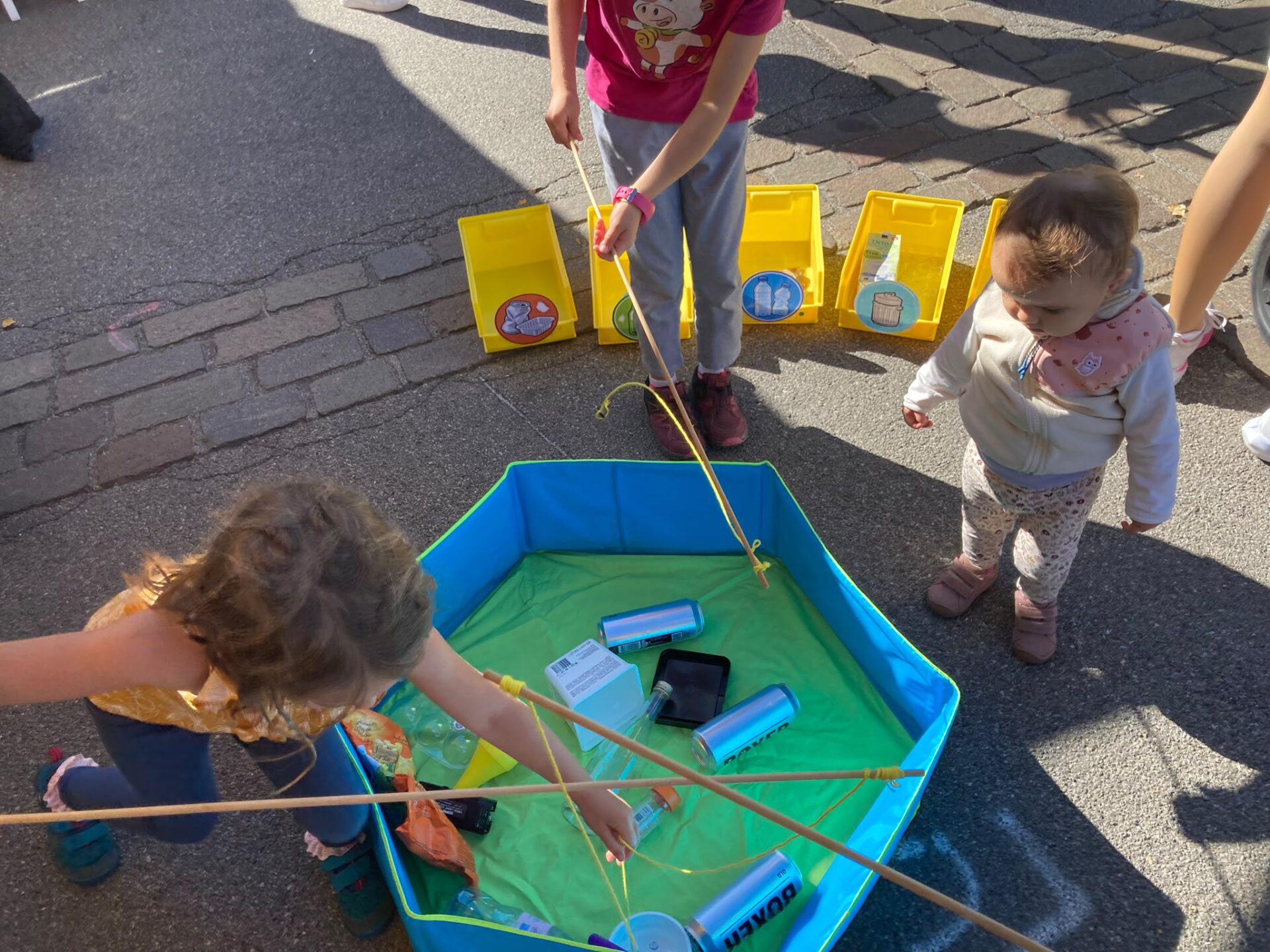 WWF et le Pedibus s&rsquo;allient au Marché bio de Fribourg